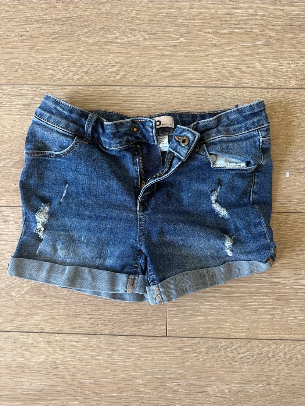 SO Distressed Rolled Hem Denim Shorts - Blue
